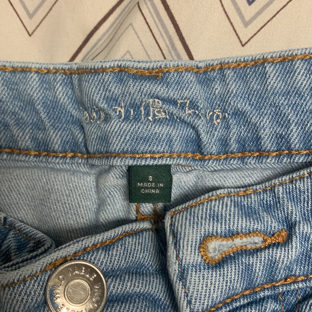 Mom Jeans - Picture 3 of 4